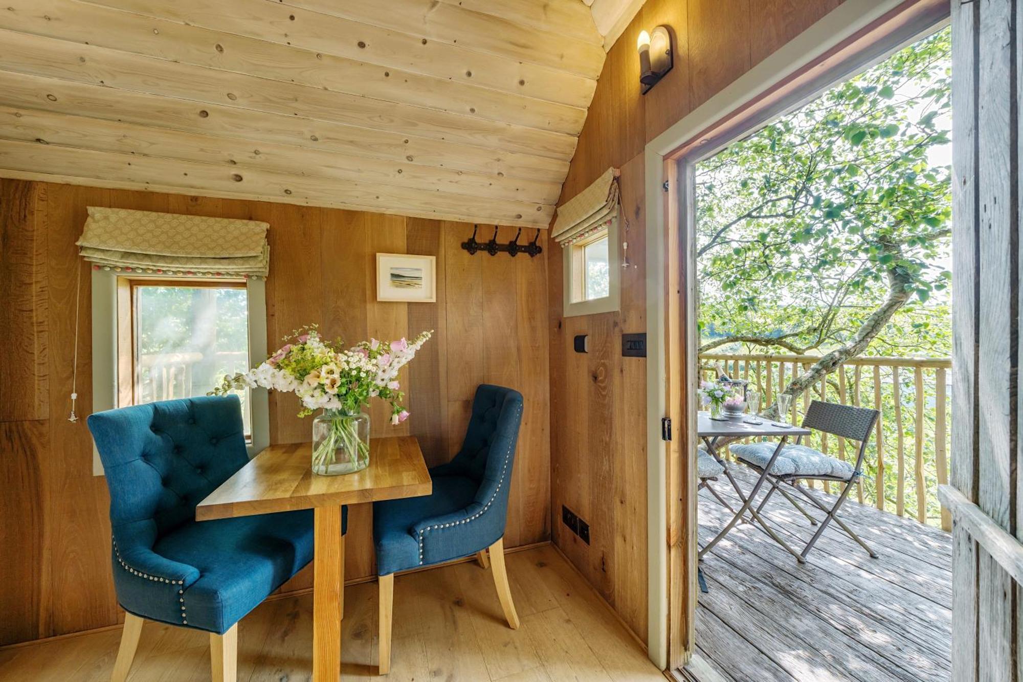 The Treehouse At Salcombe Farm Villa Kültér fotó